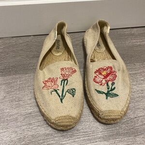 Saludos Espadrilles Size 7 Women’s Sandals.